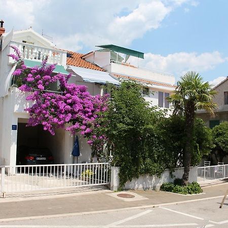Apartments Suri Водице Екстер'єр фото