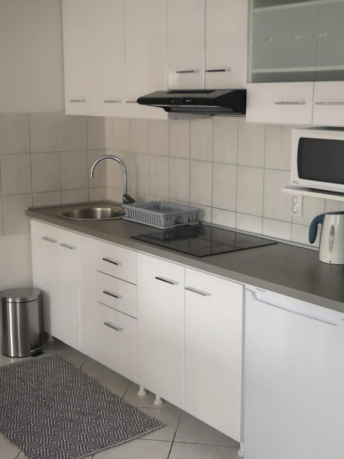 Apartments Suri Водице Екстер'єр фото