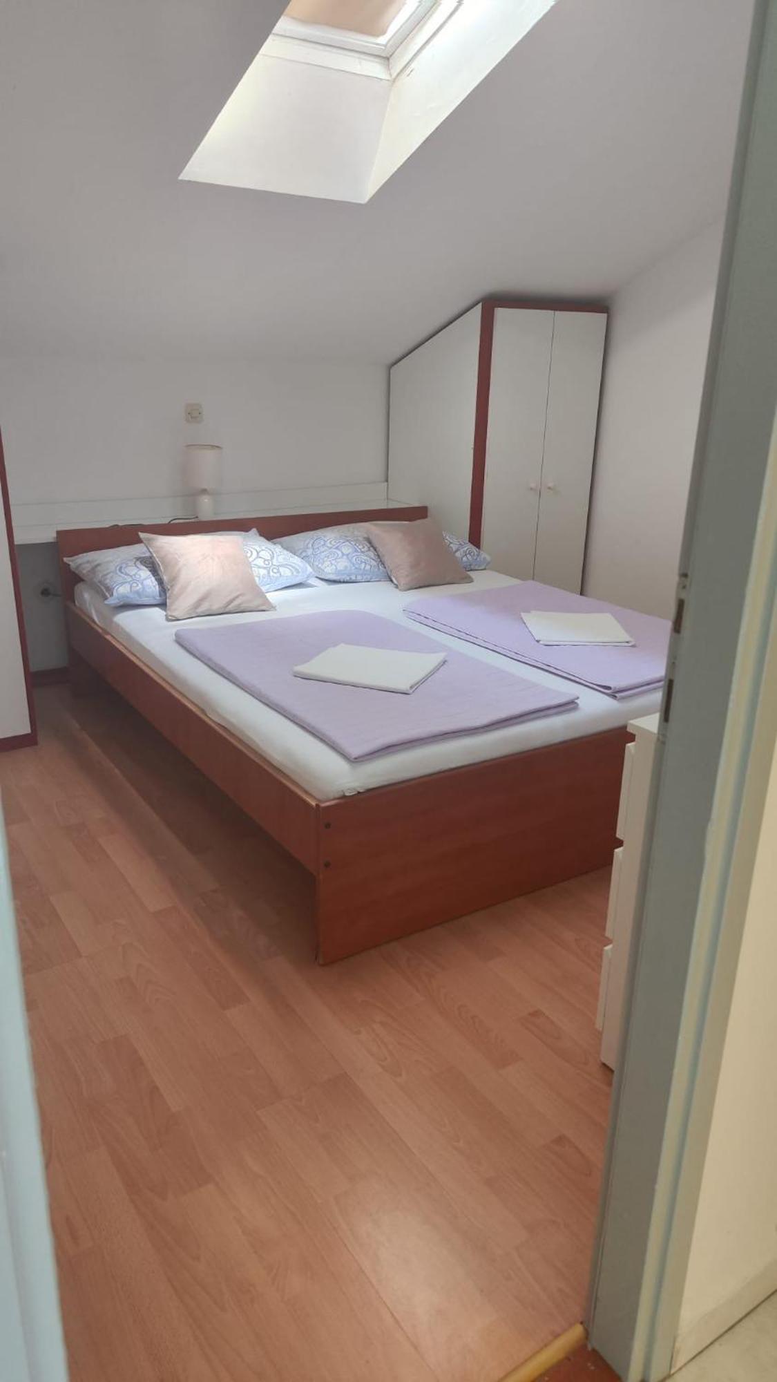 Apartments Suri Водице Екстер'єр фото