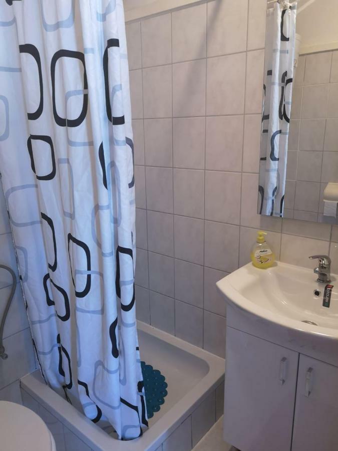 Apartments Suri Водице Екстер'єр фото